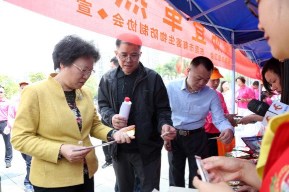 广东省开展第30个爱国卫生月活动暨全省病媒生物防制现场专项行动