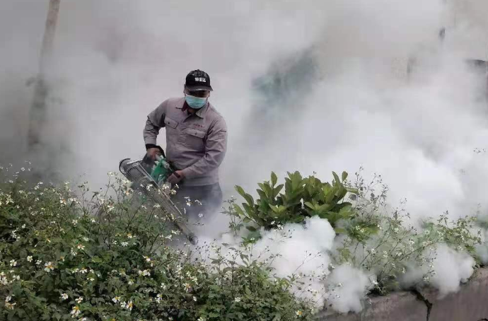 春季蚊虫多，工业园区全面消杀，营造良好的生产环境